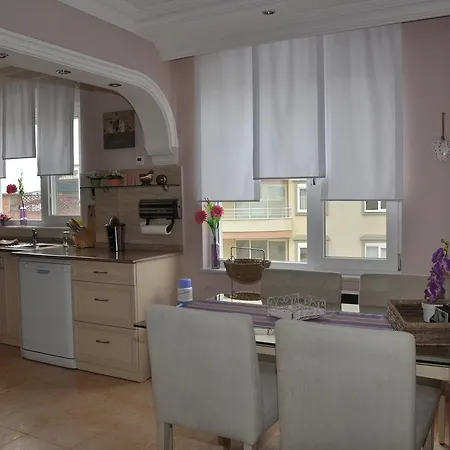 Apartment Al Con 9 *
